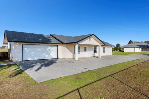 A home in Madera