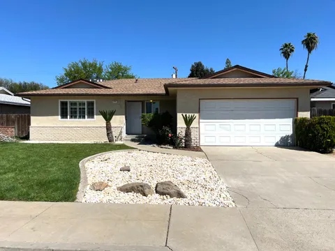 673 W Pico Avenue, Clovis, CA 93612 - MLS#: 628585
