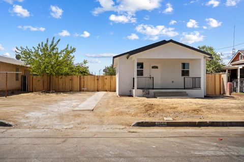 A home in Dinuba