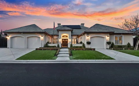 2430 E Clareton Way, Fresno, CA 93730 - MLS#: 626836