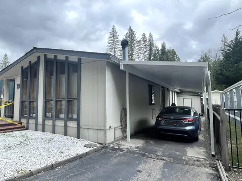 39737 Road 274 Unit 10, Bass Lake, CA 93604 - MLS#: 627851