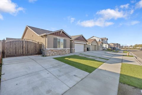 A home in Visalia