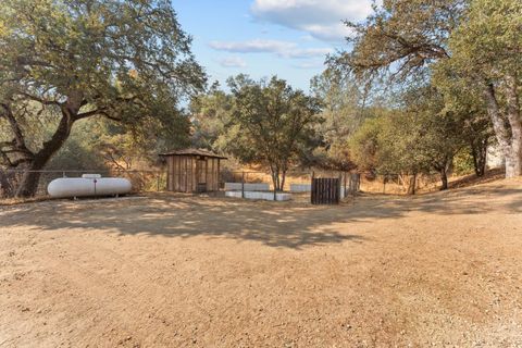 A home in Tollhouse