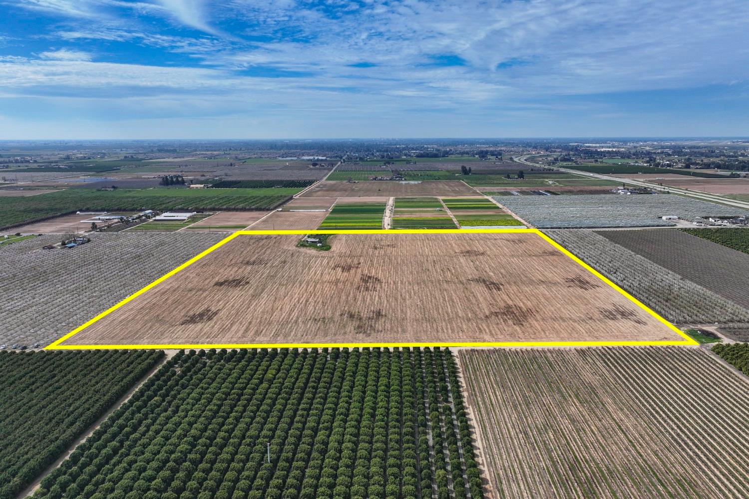 422 S Leonard Avenue