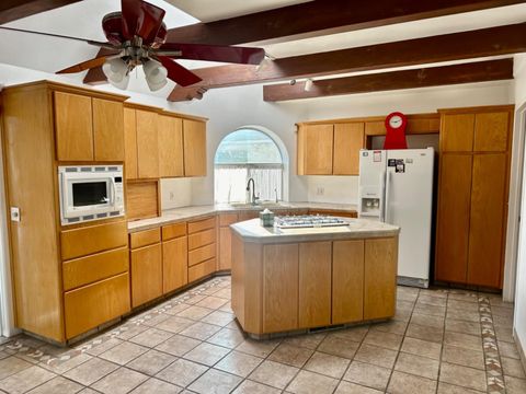 A home in Coalinga