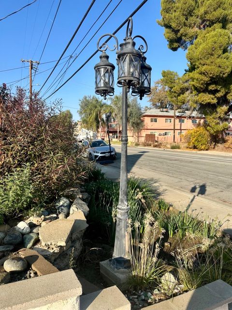 A home in Coalinga