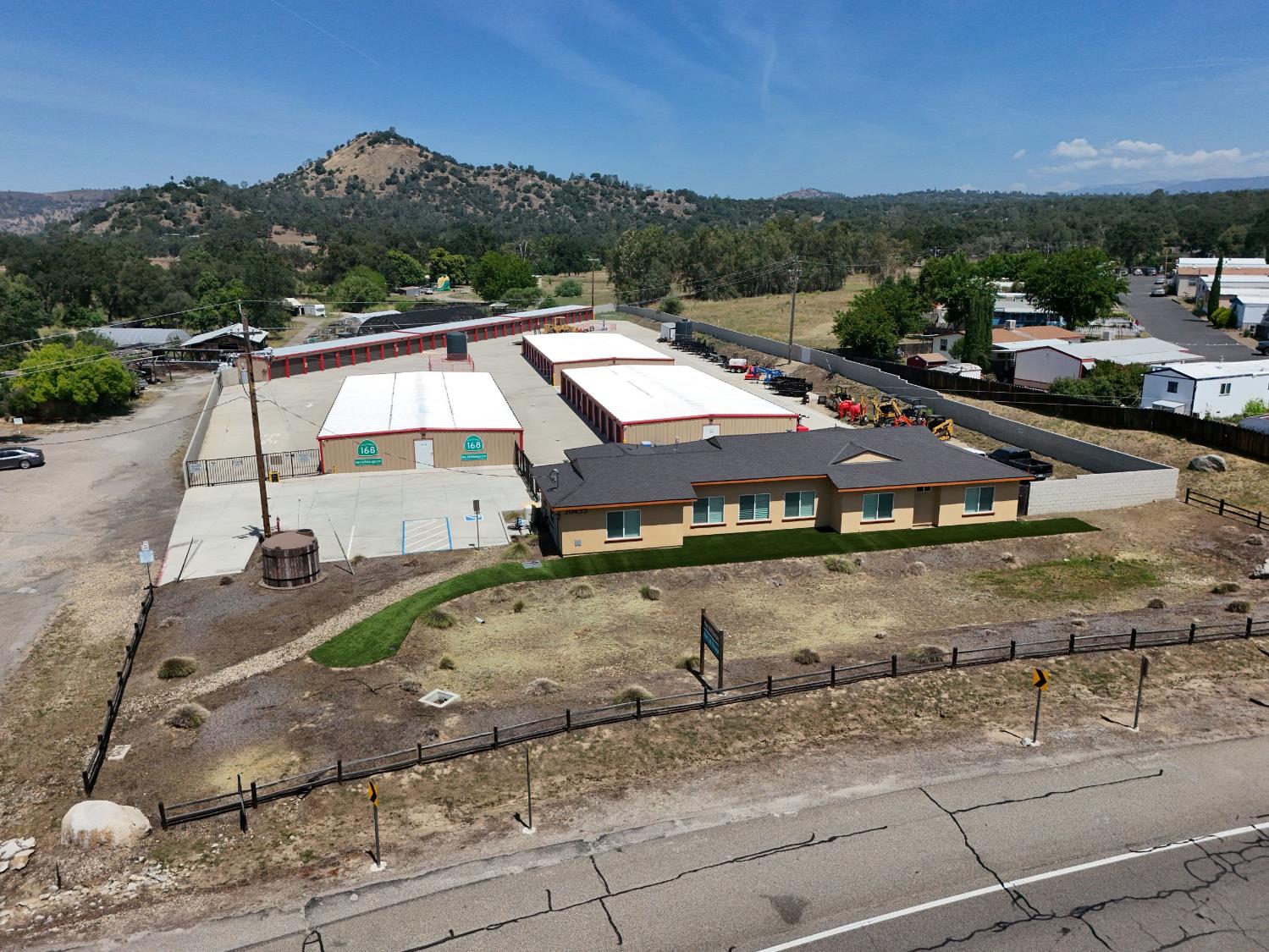 30455 Auberry Rd, Prather, CA 93651