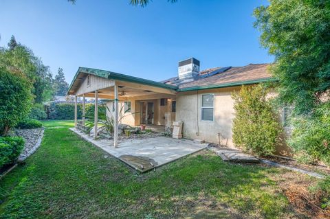 A home in Reedley