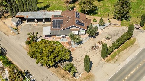 A home in Reedley