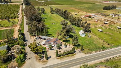 A home in Reedley