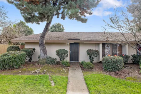 4814 E Rialto Avenue Unit 105, Fresno, CA 93726 - MLS#: 627921