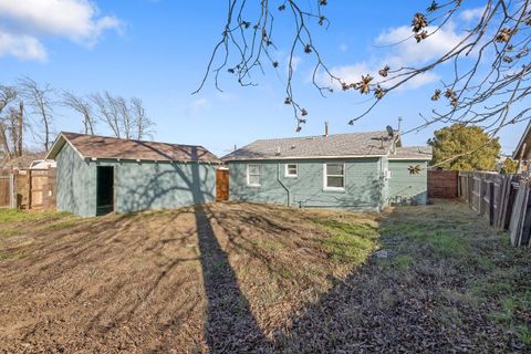 A home in Tulare