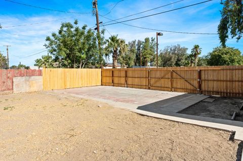 A home in Coalinga