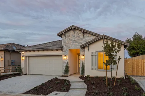 1643 N Ryan Avenue, Clovis, CA  - MLS#: 628903