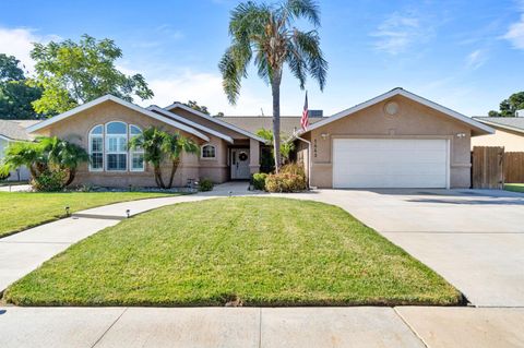 A home in Lemoore