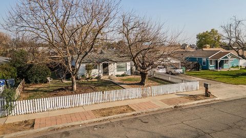 A home in Orange Cove