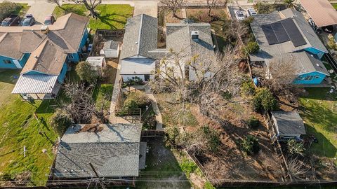 A home in Orange Cove