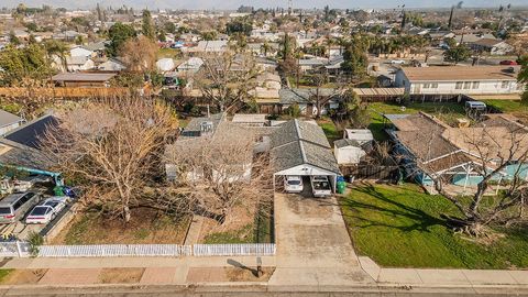 A home in Orange Cove