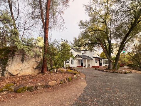 A home in Coarsegold