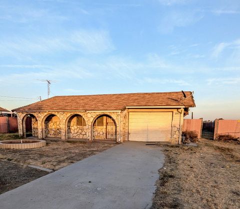 A home in Riverdale