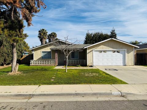 A home in Reedley