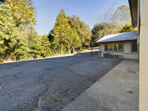 A home in Oakhurst