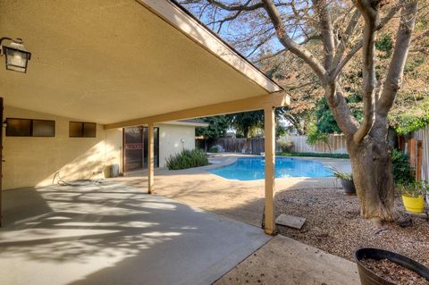 A home in Reedley