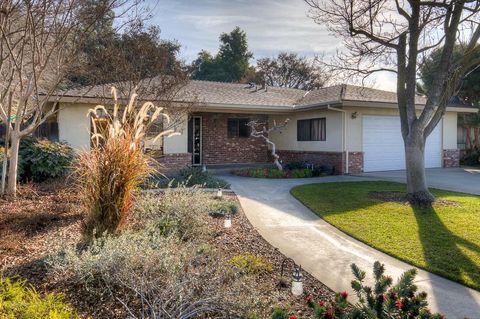 A home in Reedley