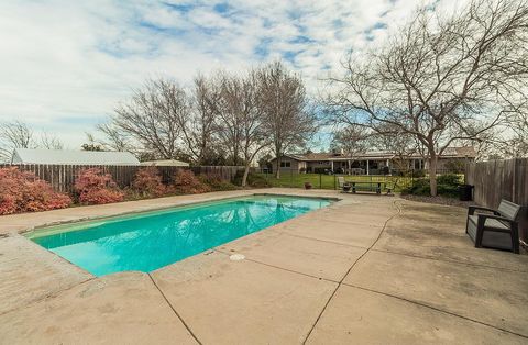 A home in Madera