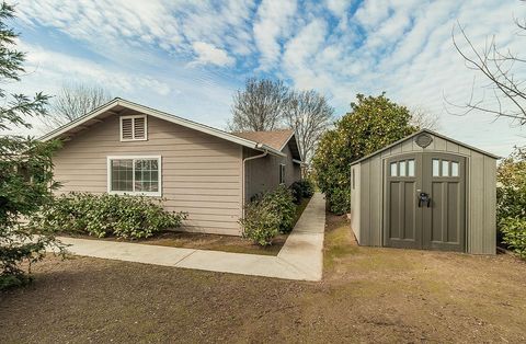 A home in Madera