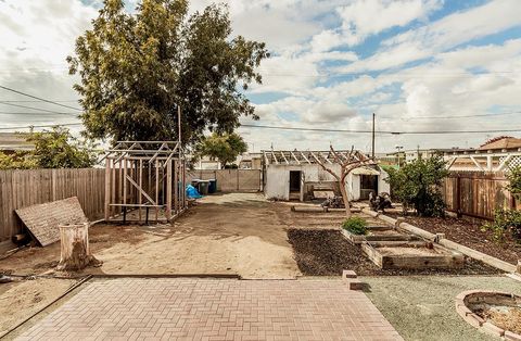 A home in Reedley