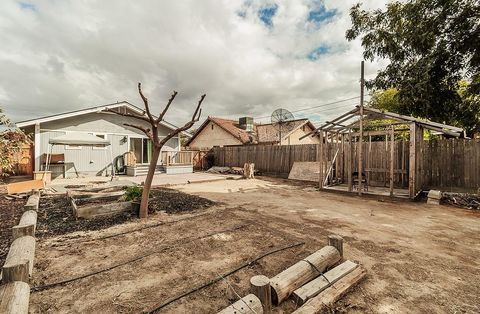 A home in Reedley