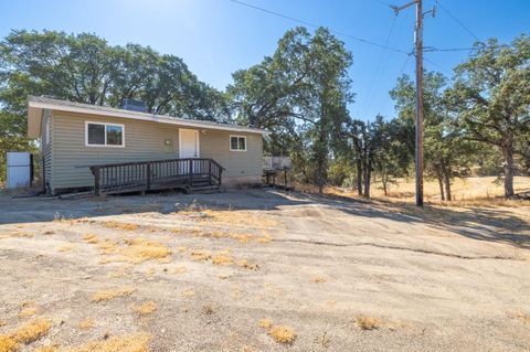 A home in Mariposa