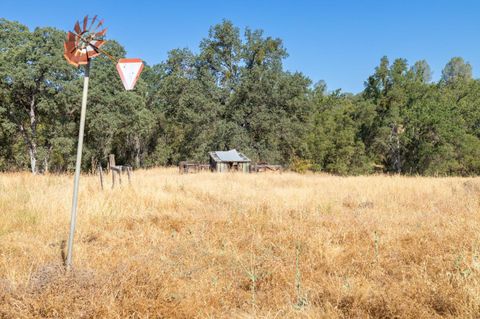 A home in Mariposa