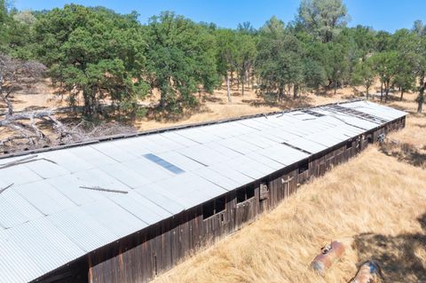 A home in Mariposa