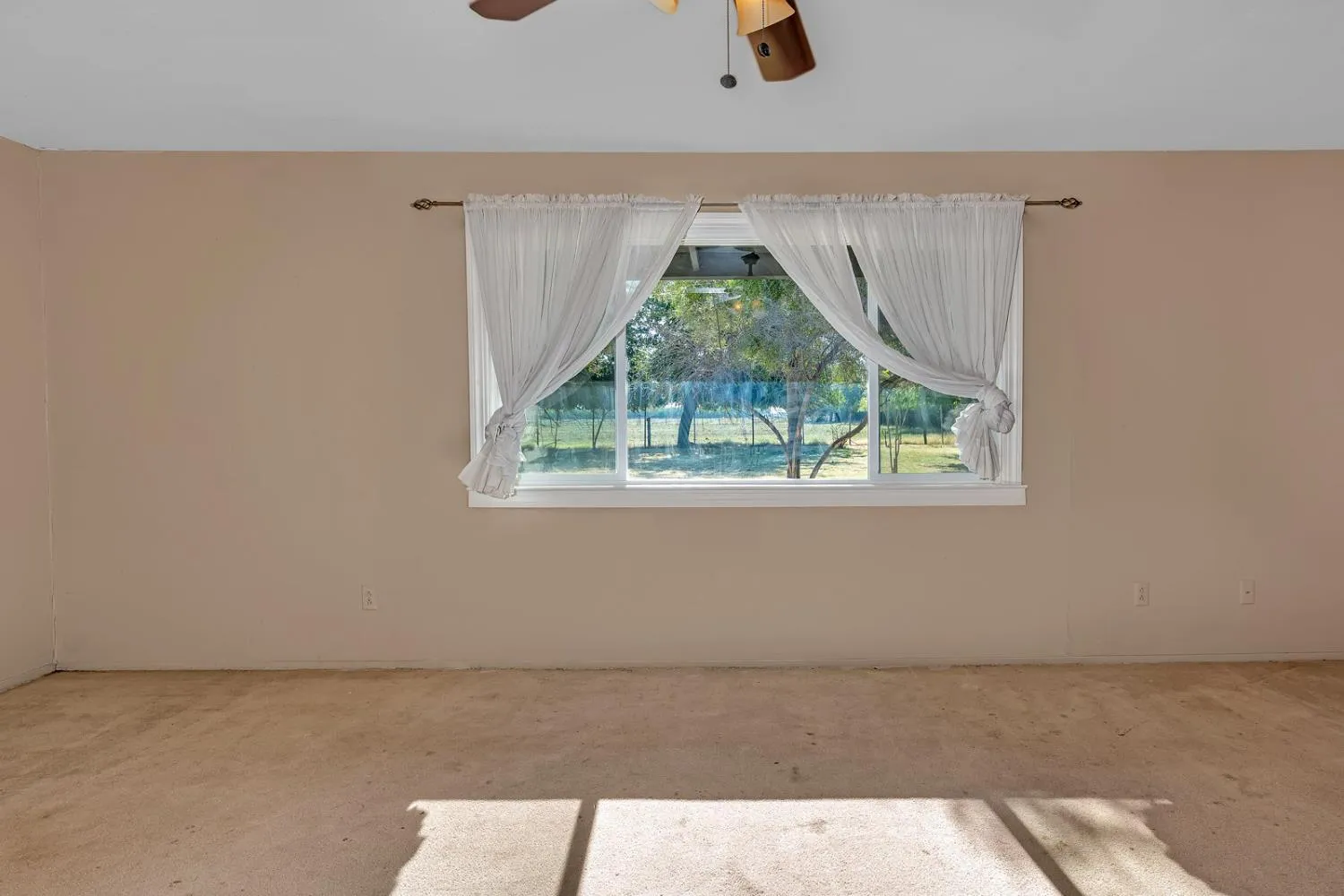 Dos Palos, California 93620, United States, 2 Bedrooms Bedrooms, ,2 BathroomsBathrooms,Residential,Active,170629