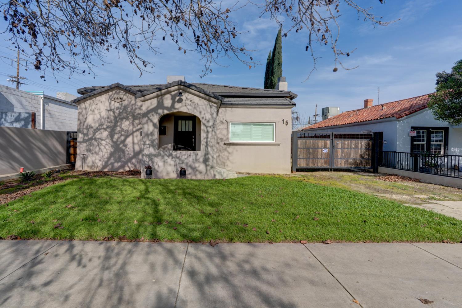 15 E 22nd Street - Photo 2