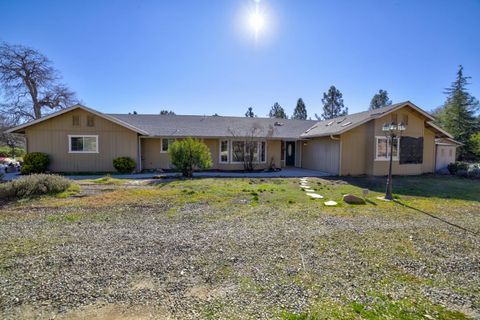 A home in Oakhurst