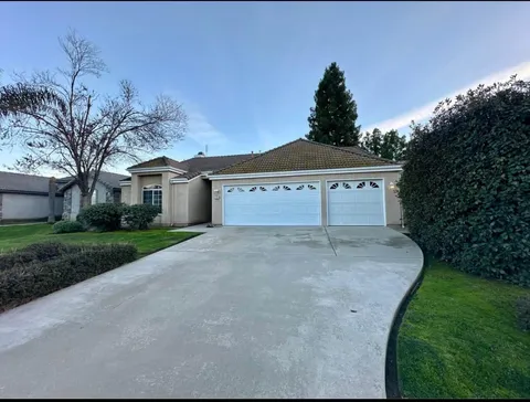 2409 E Oak Ave, Visalia, CA 93292 - MLS#: 626014