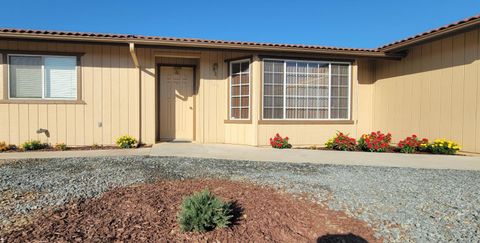 A home in Reedley