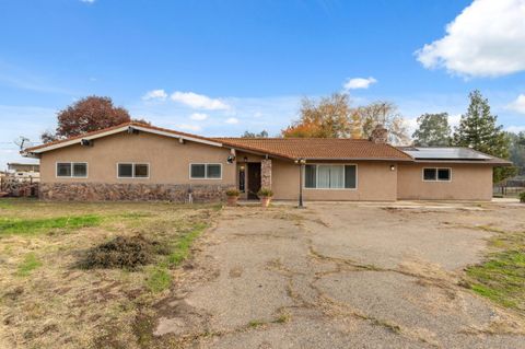 A home in Madera