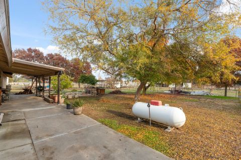 A home in Madera