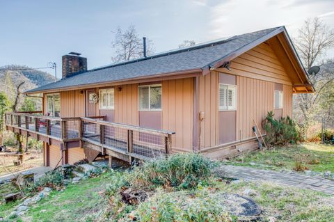 A home in North Fork