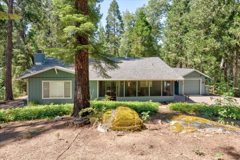 A home in Mariposa