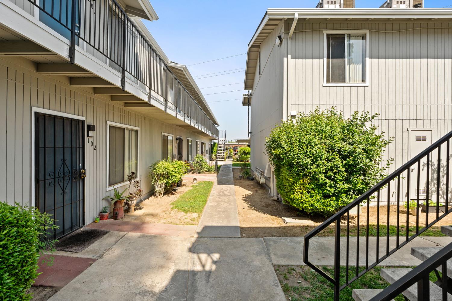125 E Dakota Avenue 101