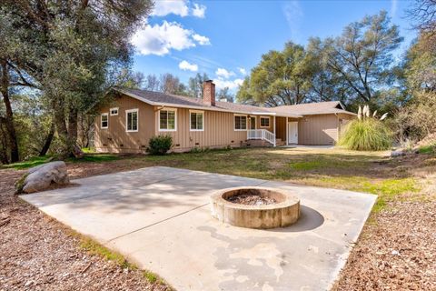 A home in Oakhurst