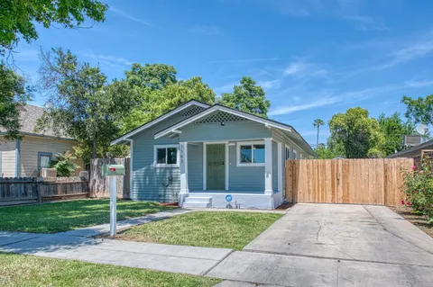1141 E Brown Avenue, Fresno, CA 93704 - MLS#: 630100