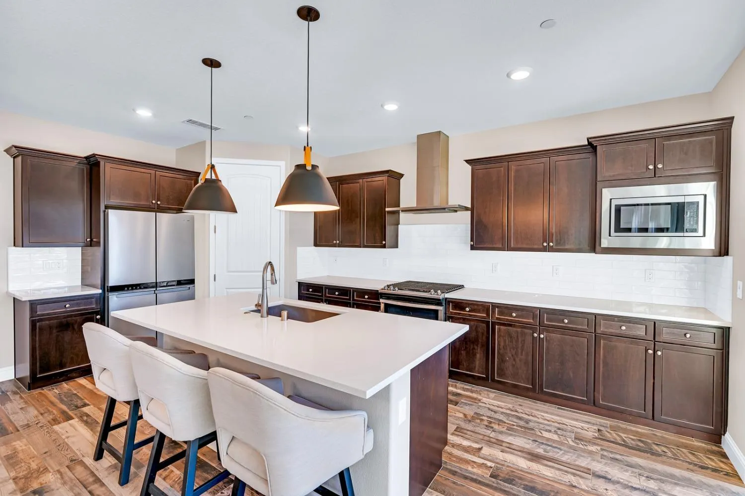 Fresno, California 93730, United States, 3 Bedrooms Bedrooms, ,3 BathroomsBathrooms,Residential,Active,36827