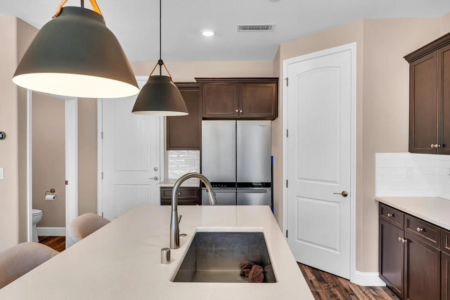 Fresno, California 93730, United States, 3 Bedrooms Bedrooms, ,3 BathroomsBathrooms,Residential,Active,36827