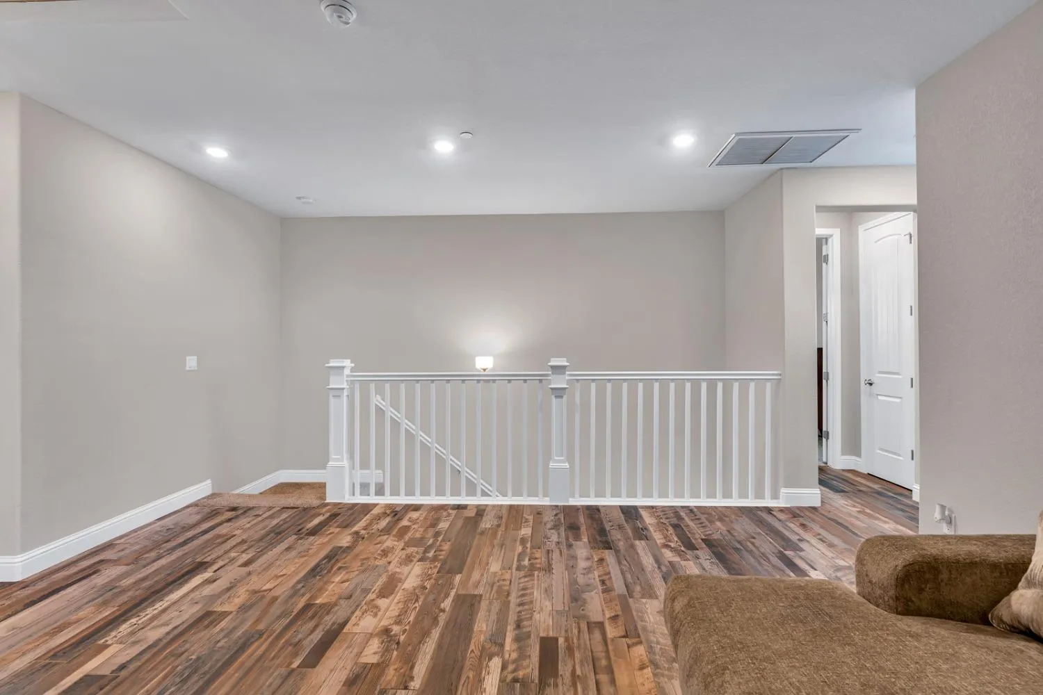 Fresno, California 93730, United States, 3 Bedrooms Bedrooms, ,3 BathroomsBathrooms,Residential,Active,36827